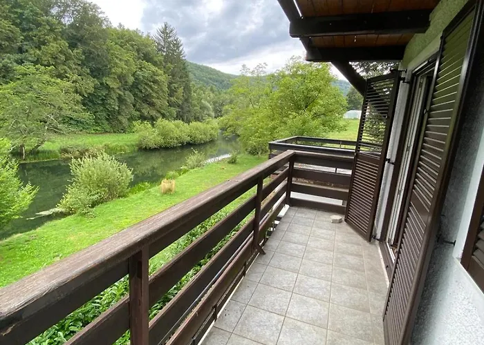 Retreat House River Krka - Hisa Oddiha Reka Krka Σπίτι διακοπών *