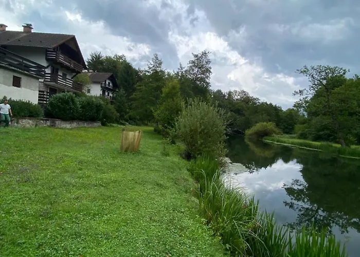 Retreat House River Krka - Hisa Oddiha Reka Krka * Znojile pri Krki